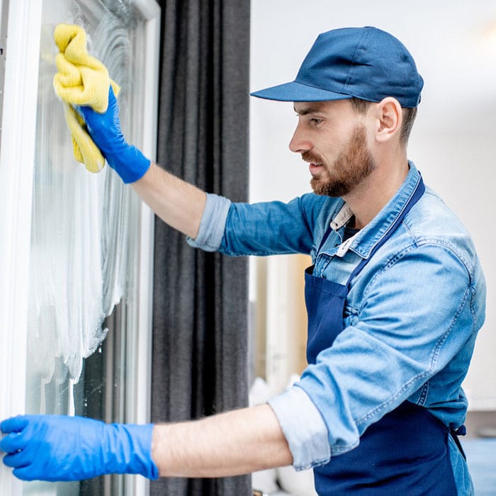 Fensterreinigungsgeräte - "Spezielle Werkzeuge für die Reinigung von hohen Fenstern"