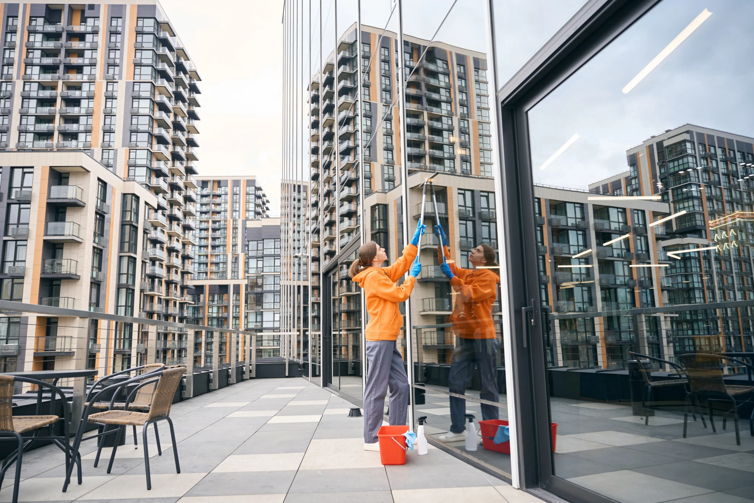 Reinigung von Holzterrassen Bielefeld